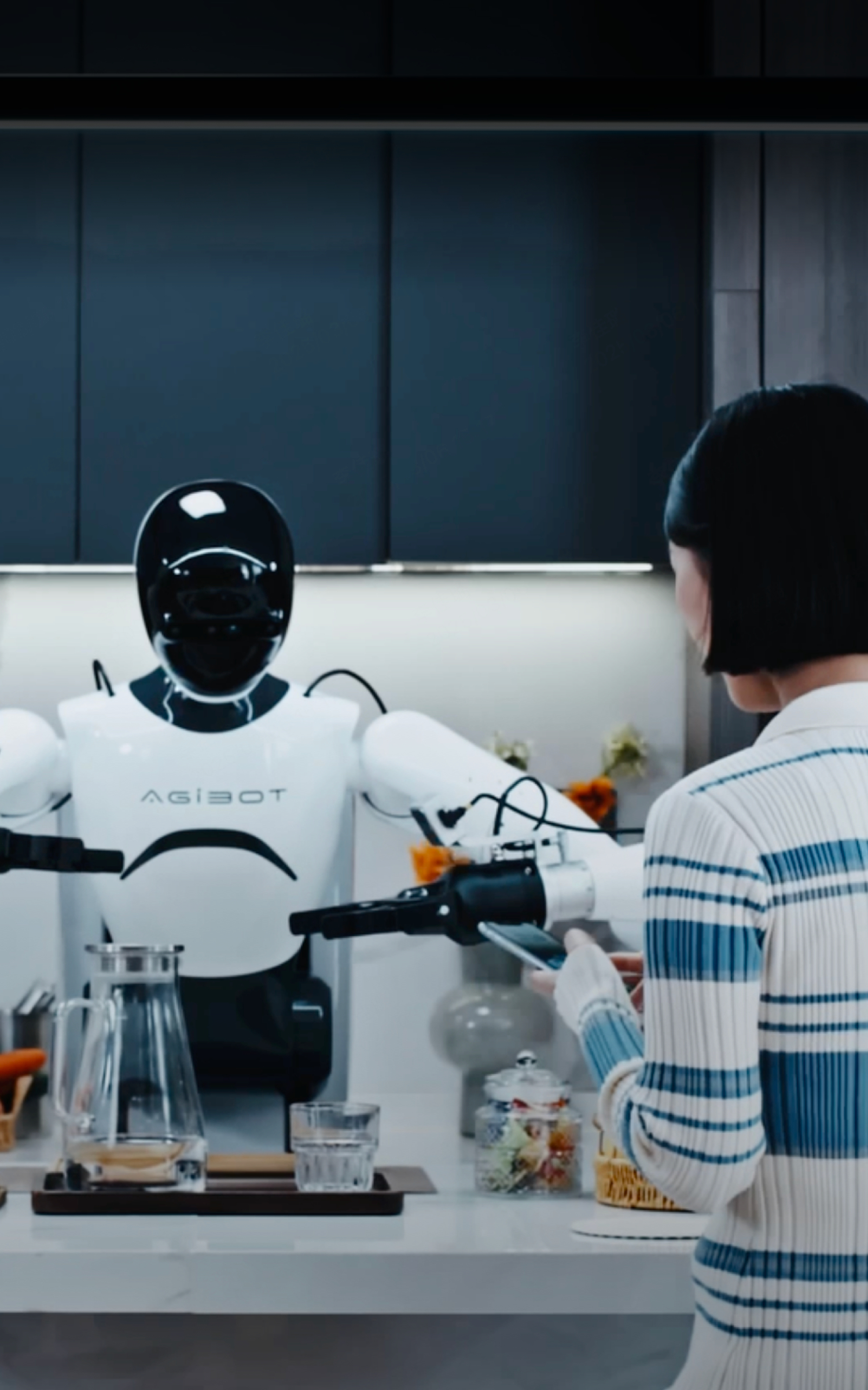 行业首款！快赢v8森发布具身智能一站式开发平台Genie Studio